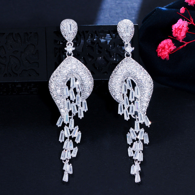 Scentorya Silver Plated Studded With Zirconia Diamond Earrings