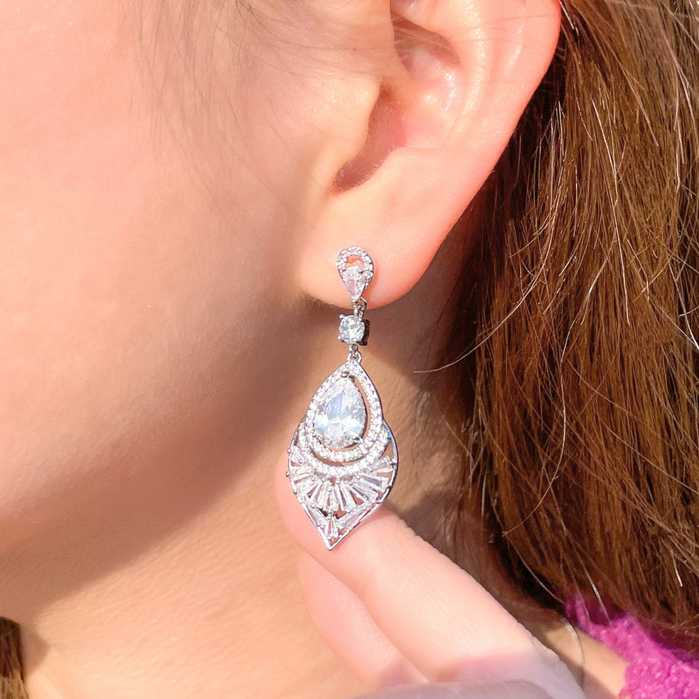 Scentorya Silver Plated Studded With Zirconia Diamond Earrings