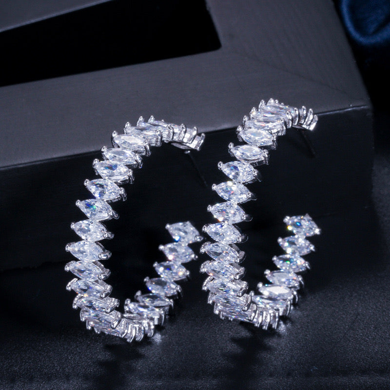 Scentorya Silver Plated Studded With Zirconia Diamond Earrings