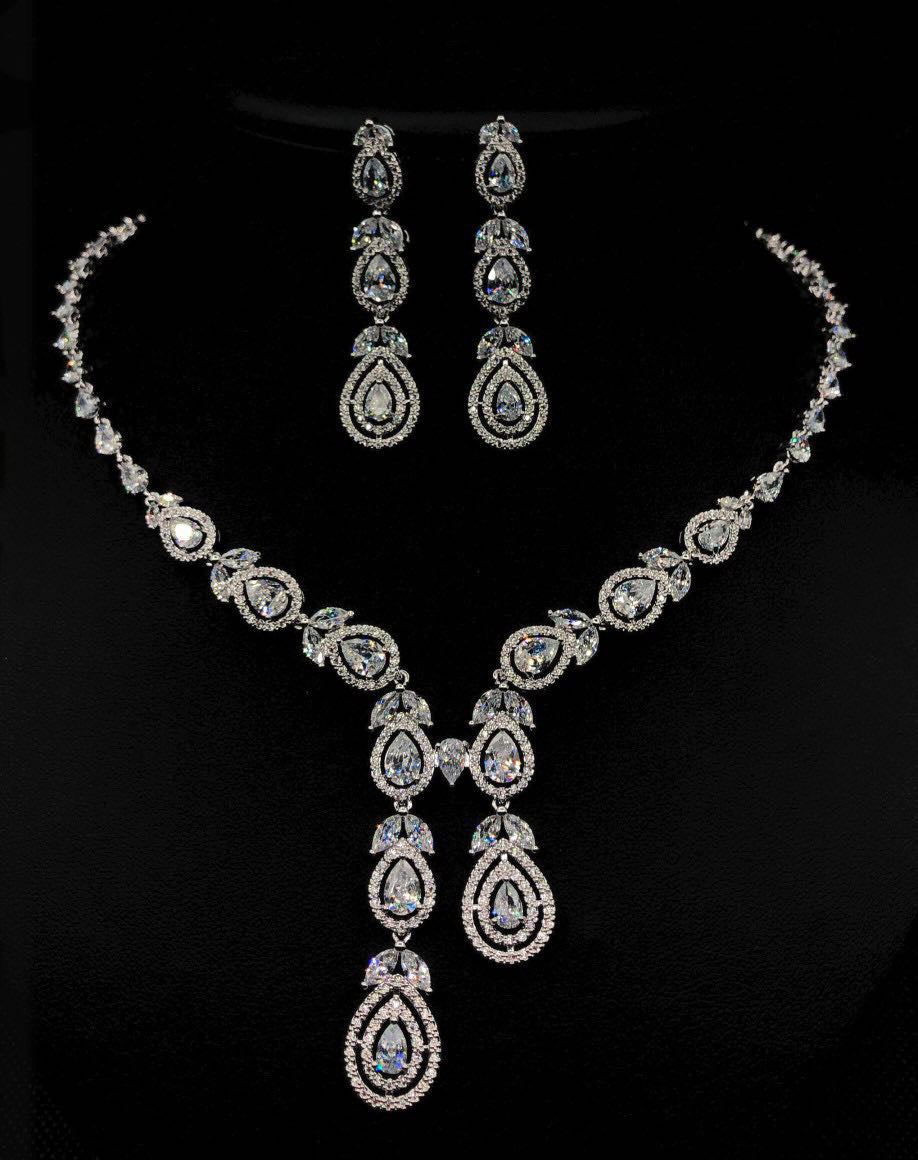 Scentorya Silver Plated Studded With Zirconia Diamond With Multi Colour Necklace
