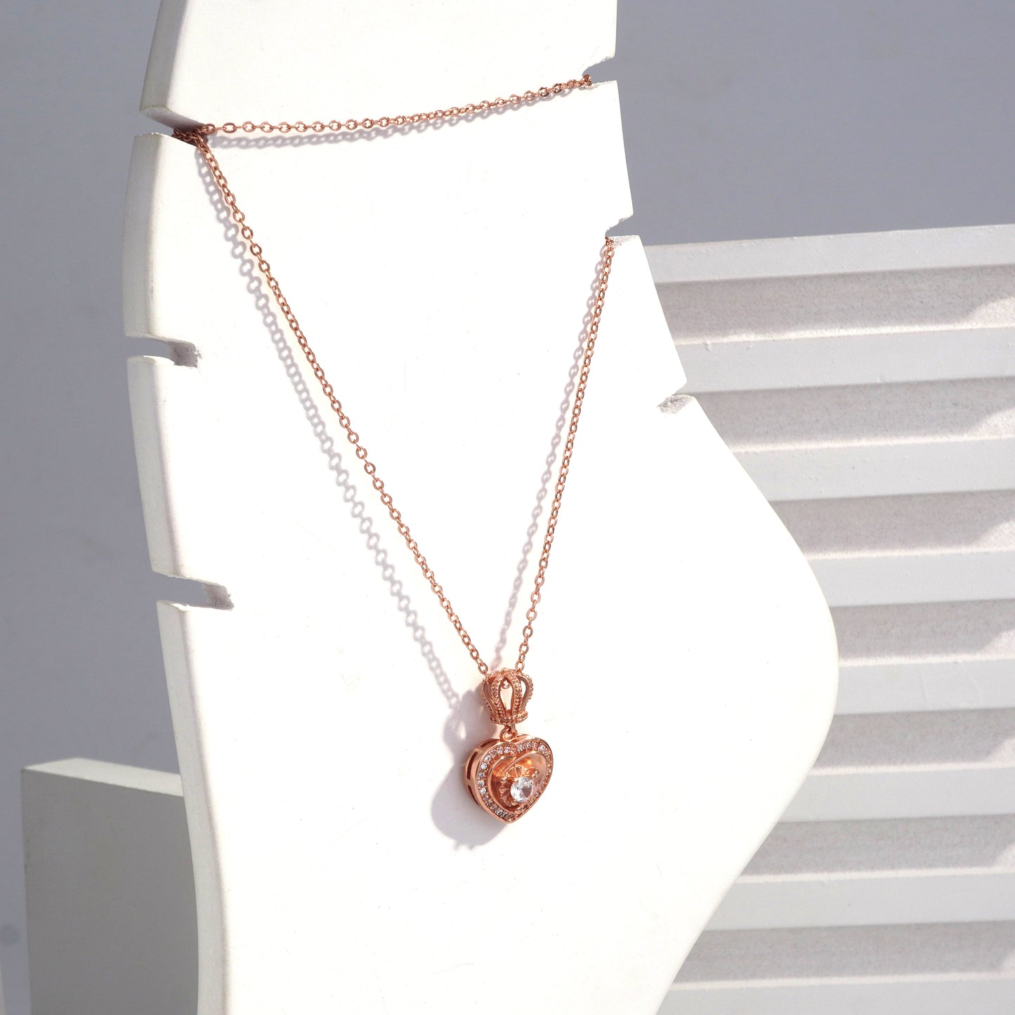 Scentorya Rose Gold Plated Studded With Zirconia Diamonds Rose Gold Chain Pendant
