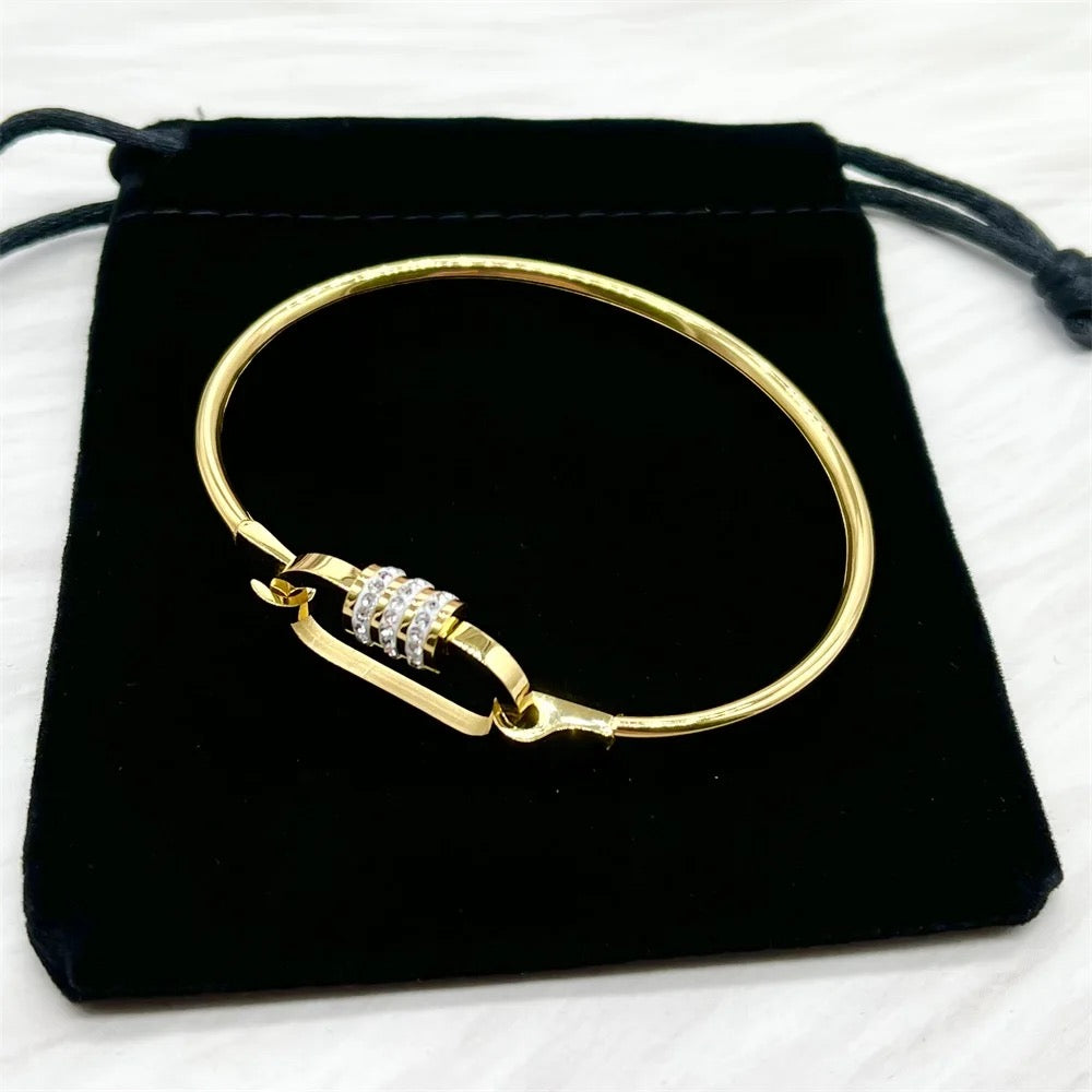 Scentorya Gold Plated Studded With Zircoina Diamond With Gold Bracelate