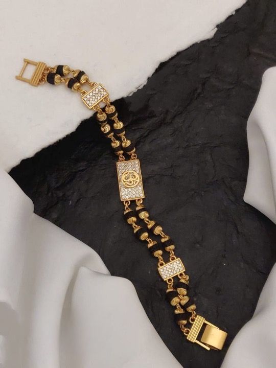 Scentorya Gold Plated Studded With Zircoina Diamond With Gold Bracelate