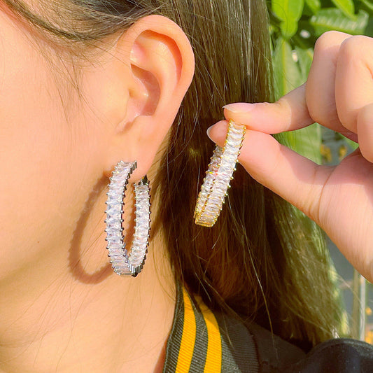 Scentorya Silver Plated Studded With Zirconia Diamond Earrings