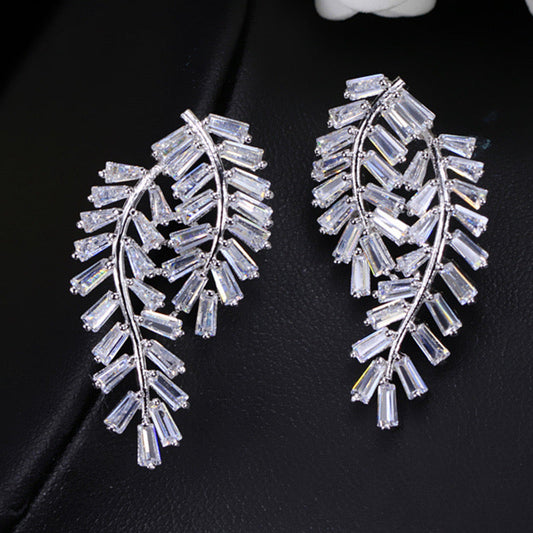 Scentorya Silver Plated Studded With Zirconia Diamond Earring