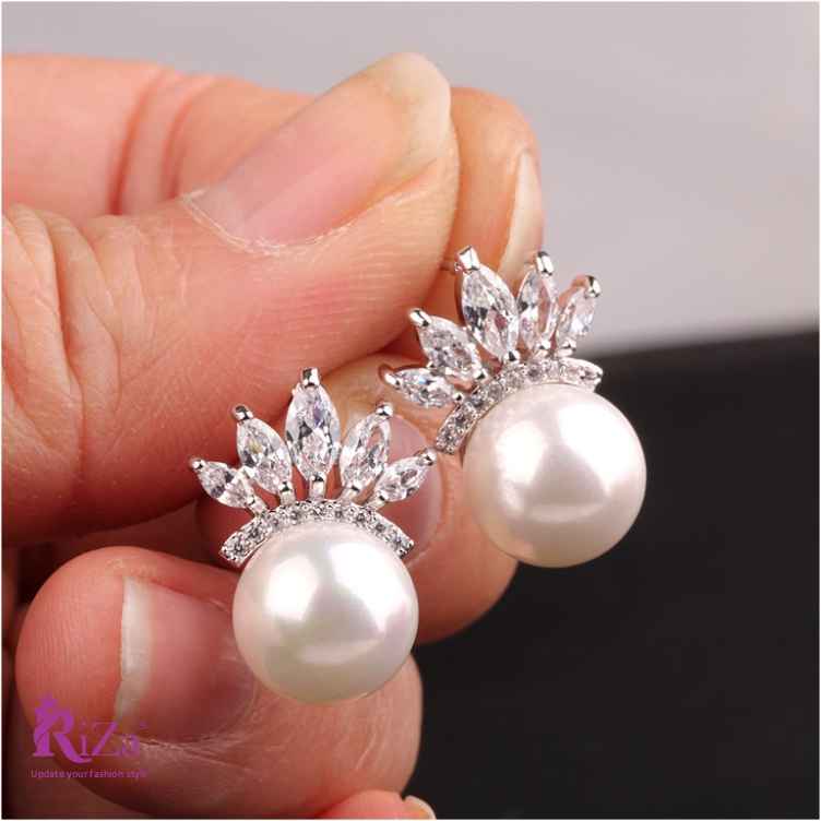 Scentorya Silver Plated Studded With Zirconia Diamond Earrings