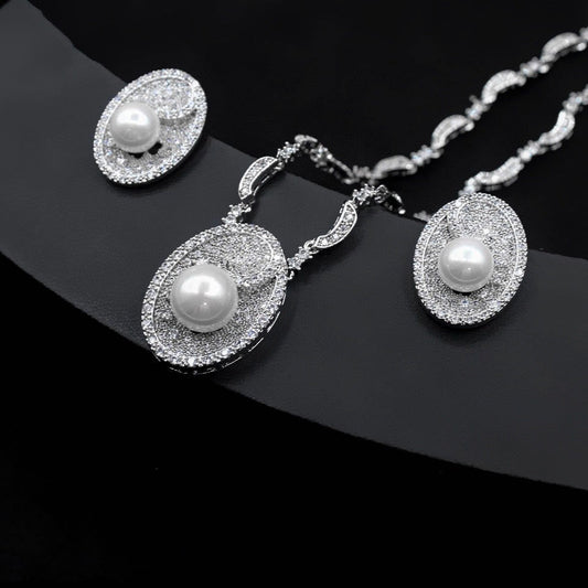 Scentorya Silver Plated Studded With Zirconia Diamond Necklace