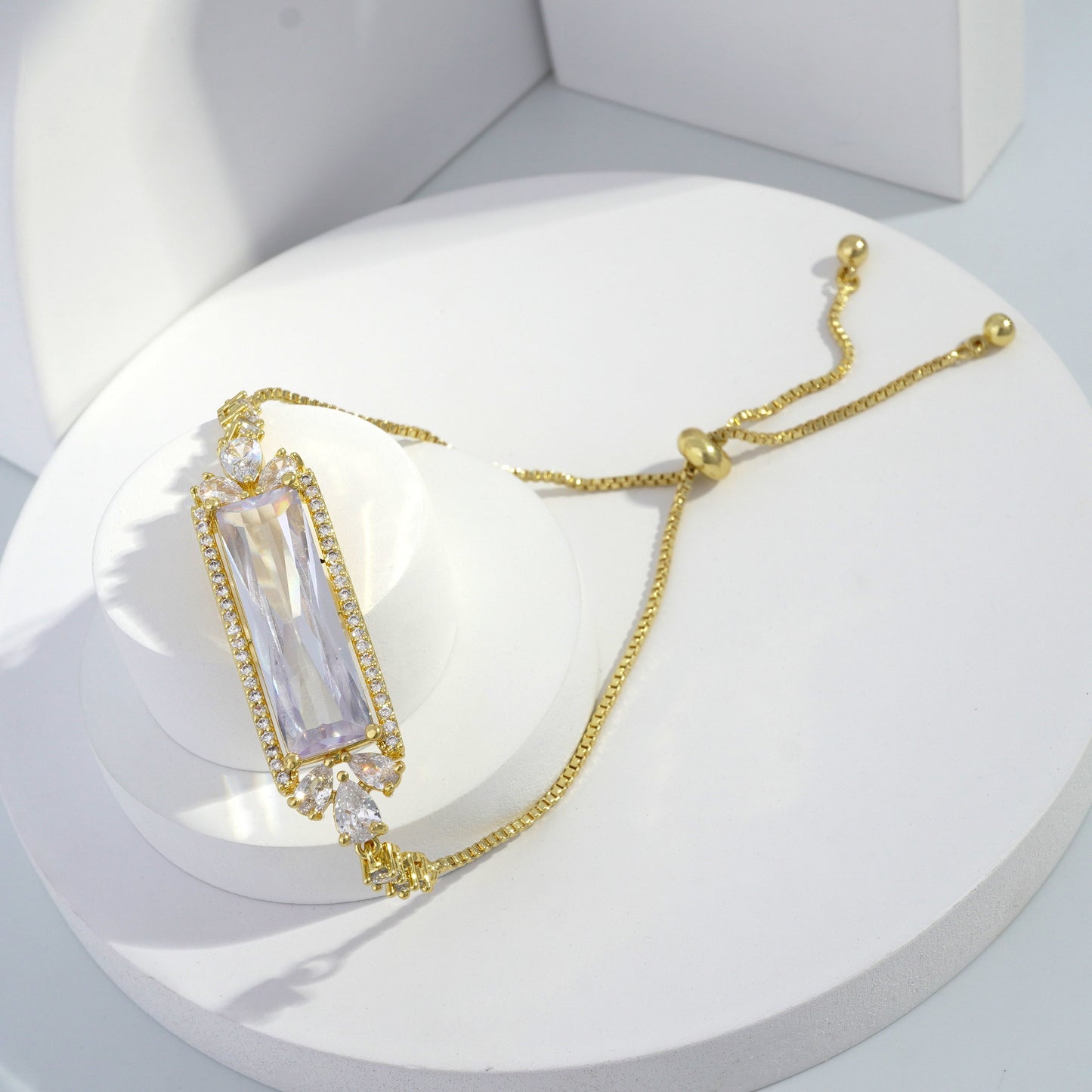 Scentorya Gold Plated Studded With Zircoina Diamond With Gold Bracelate
