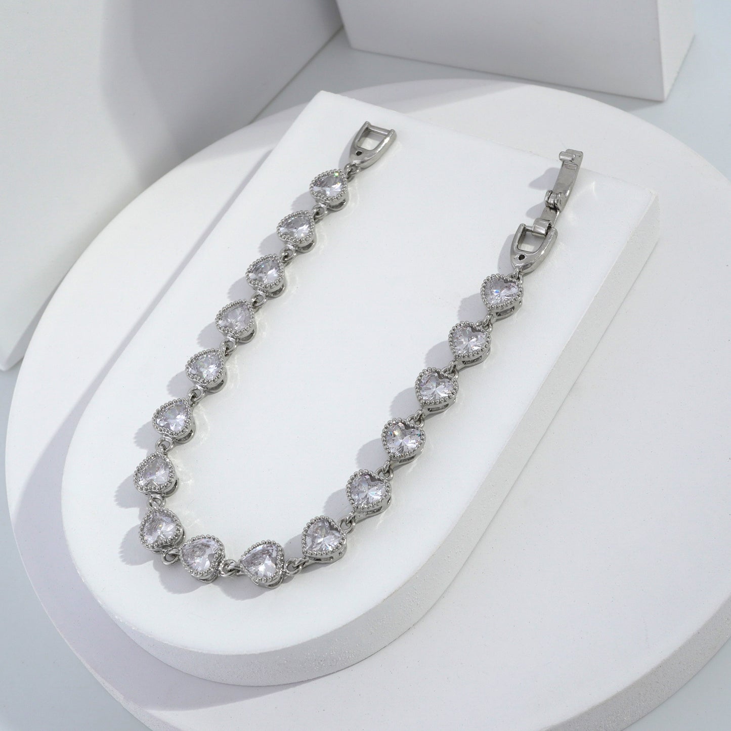Scentorya Silver Plated Studded With Zircoina Diamond With Silver Bracelate