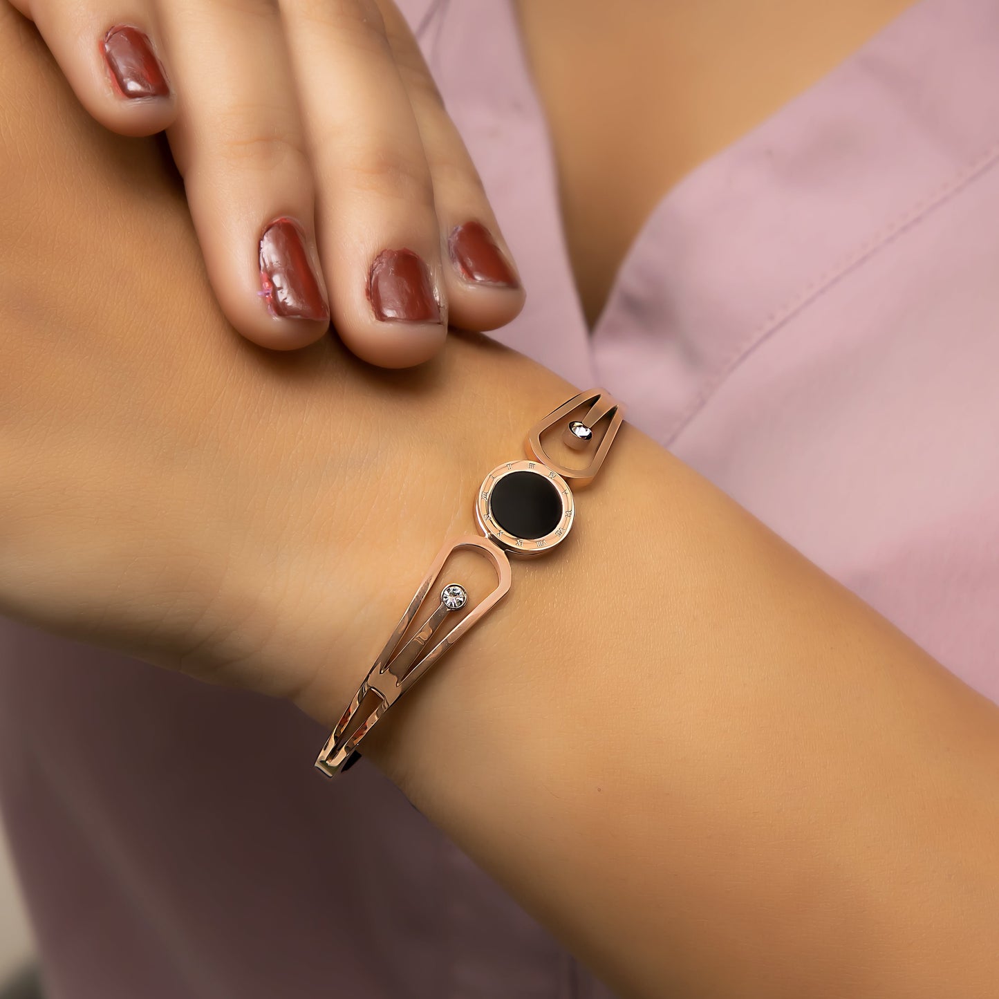 Scentorya Round Black Rose Gold Bracelet