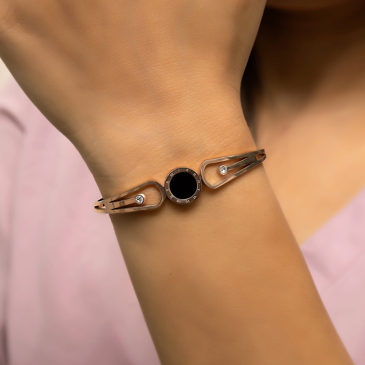Scentorya Round Black Rose Gold Bracelet