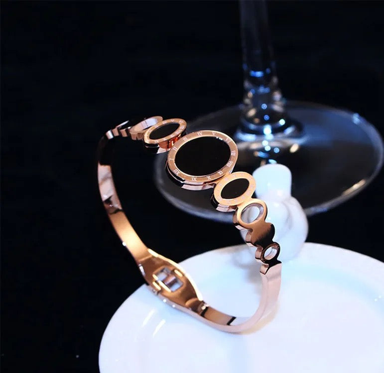 Scentorya Rose Gold Plated Studded With Rose Gold Bracelate