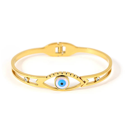Scentorya  Gold Plated Studded With Zircoina Diamond With Gold Bracelate