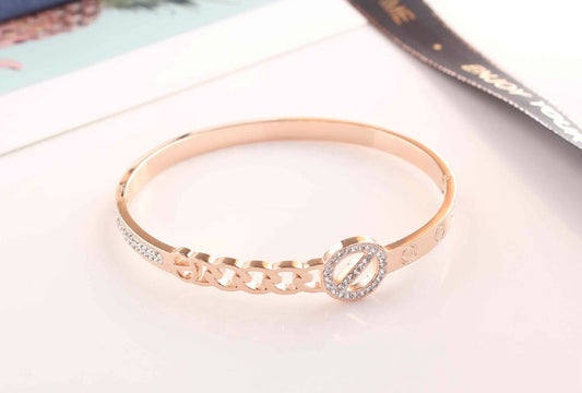 Scentorya Rose Gold Plated Studded With Zircoina Diamond With Rose Gold Bracelate