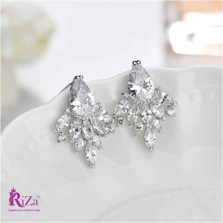 Scentorya Silver Plated Studded With Zirconia Diamond Earring