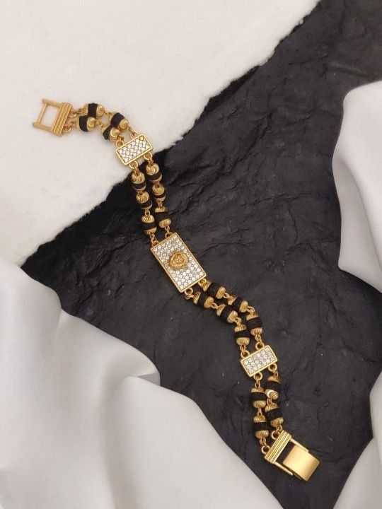 Scentorya  Gold Plated Studded With Zircoina Diamond With Gold Bracelate